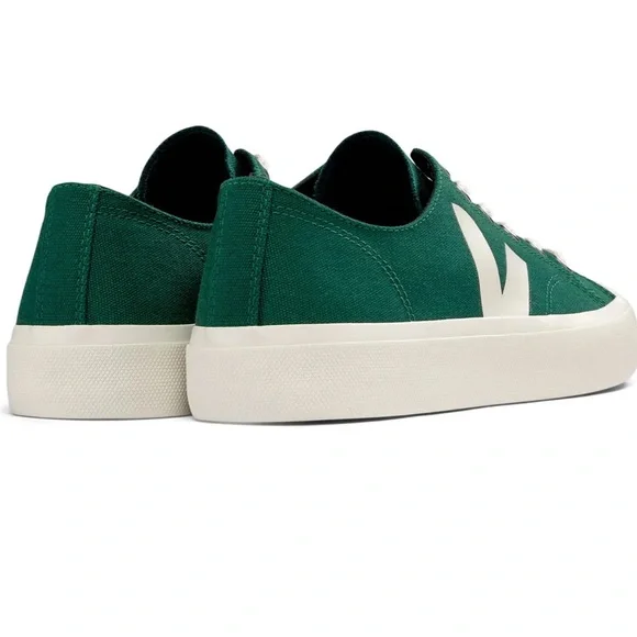 VEJA Wata II Low Men's Sneakers Sizes 9 & 11.5 Color Poker Pierre - Picture 2 of 7